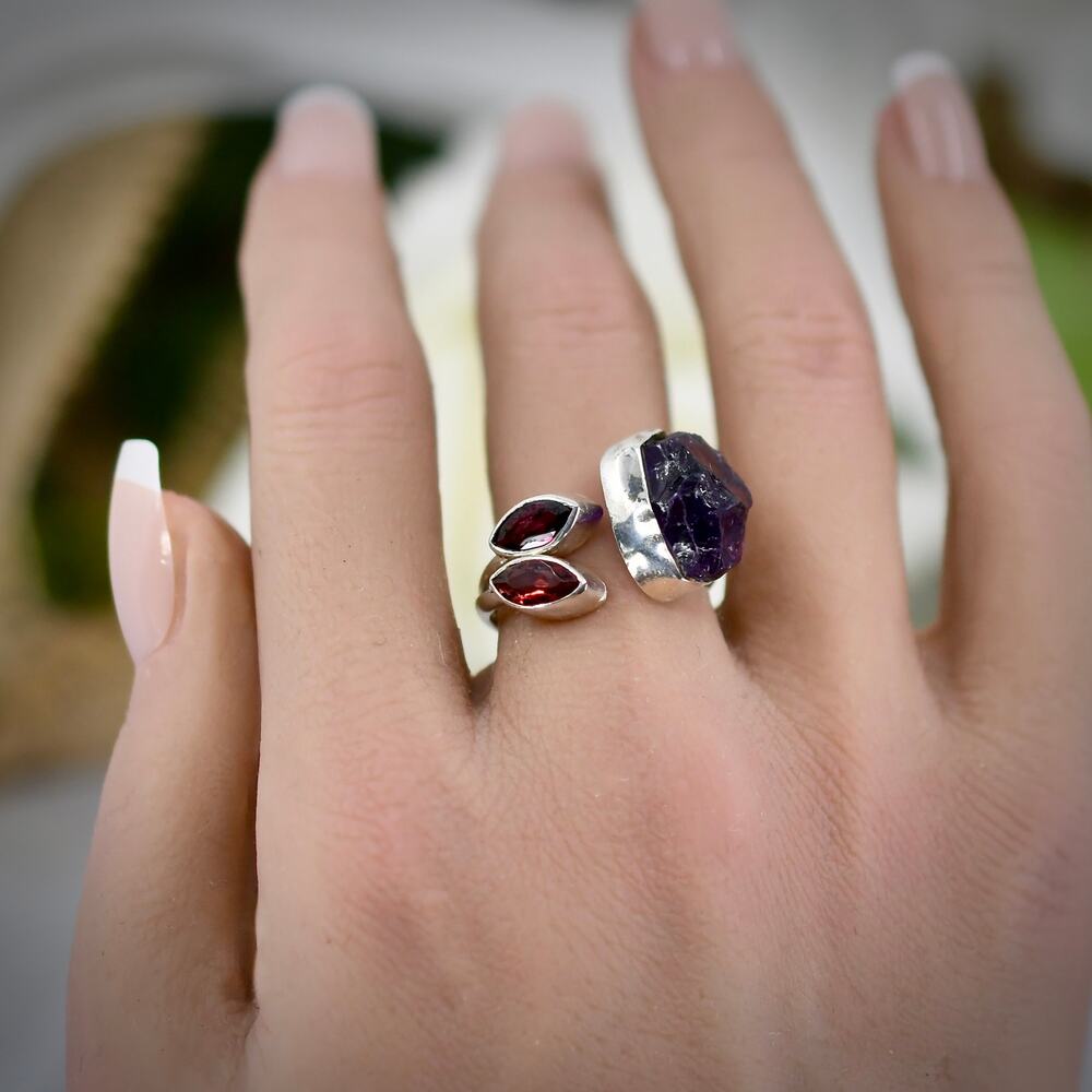 925 Silver Raw Amethyst & Faceted Garnet Gemstone Ring Size 7 5.6g